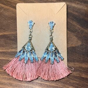 🩵3/$15 Jewelry- Mauve Tassel Earrings with Crystal Accents - Boho Glam